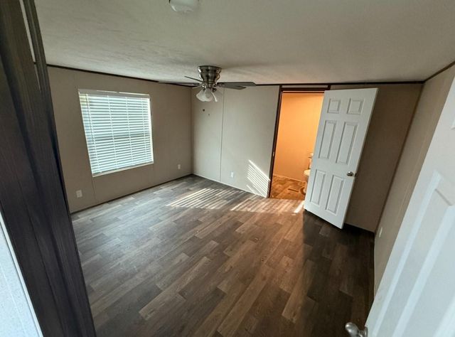 202 W Austin Street, Brazoria, TX 77422