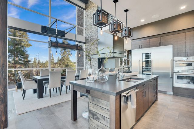 61572 Hardin Martin Court, Bend, OR 97702