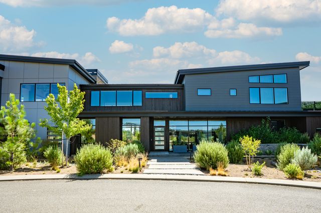 61572 Hardin Martin Court, Bend, OR 97702