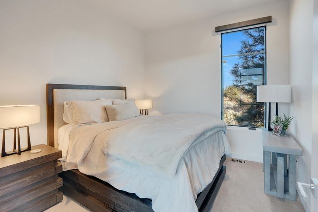 61572 Hardin Martin Court, Bend, OR 97702