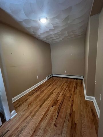 99 Salem St. 1, Boston, MA 02113