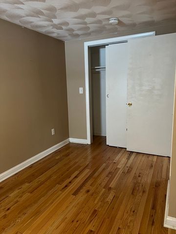 99 Salem St. 1, Boston, MA 02113