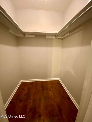 2112 Crestwood Drive, Picayune, MS 39466