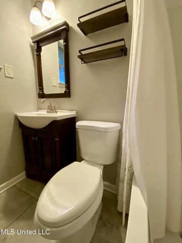 2112 Crestwood Drive, Picayune, MS 39466