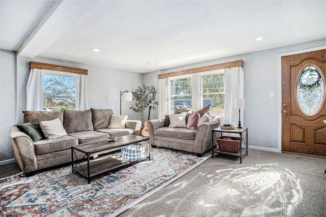 944 Lukesport Road, Quincy, MI 49082