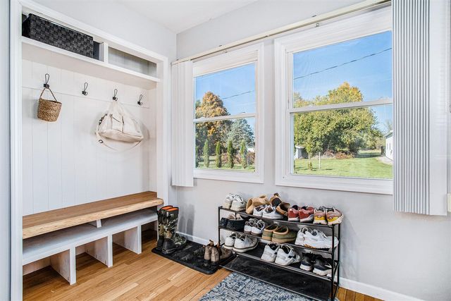 944 Lukesport Road, Quincy, MI 49082