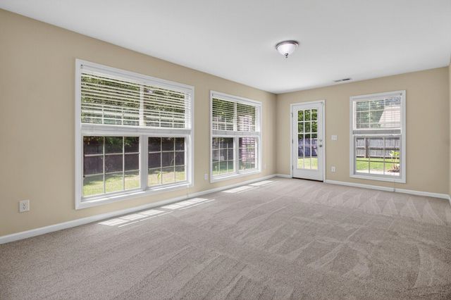 133 Carolina Wren Avenue, Moncks Corner, SC 29461