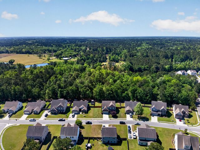 133 Carolina Wren Avenue, Moncks Corner, SC 29461