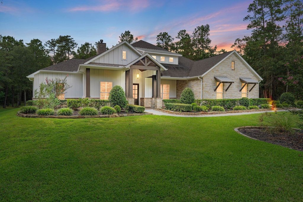 132 Texas Grand Circle, Huntsville, TX 77340