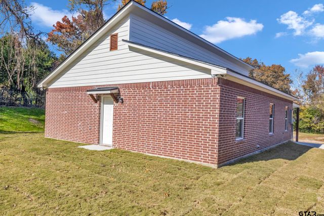 1410 W Connally St, Tyler, TX 75701