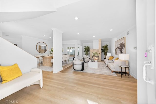 12 Oakdale, Irvine, CA 92604