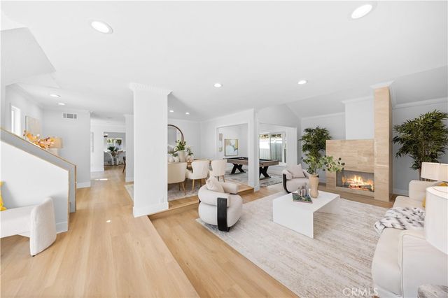 12 Oakdale, Irvine, CA 92604