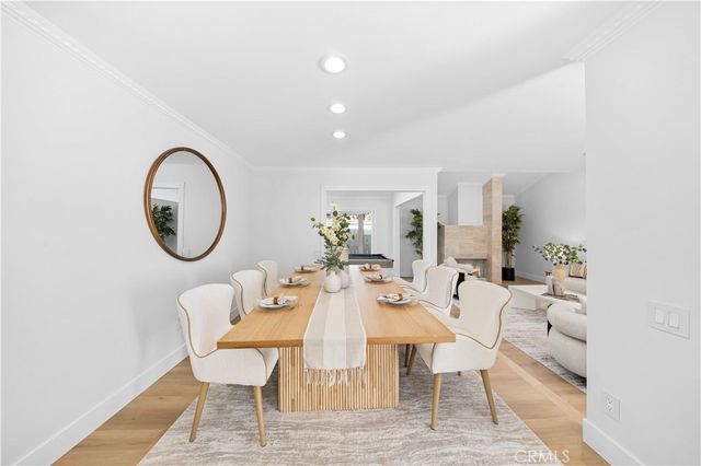 12 Oakdale, Irvine, CA 92604