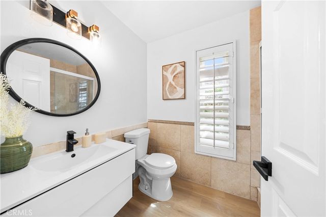 12 Oakdale, Irvine, CA 92604