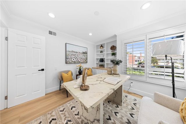 12 Oakdale, Irvine, CA 92604