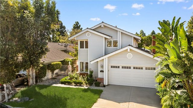12 Oakdale, Irvine, CA 92604
