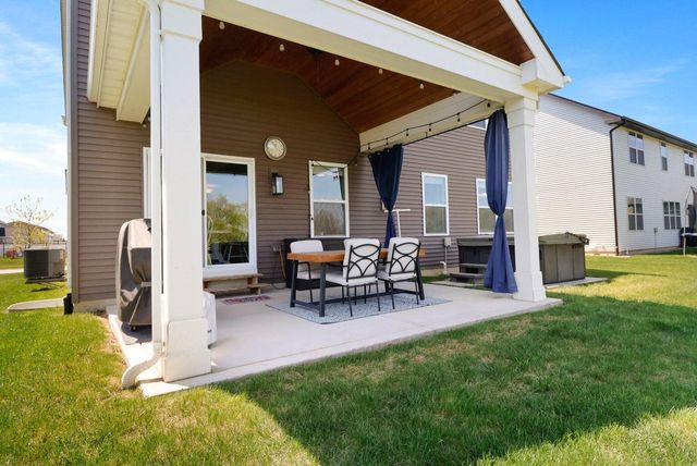 9814 W 146th Avenue, Cedar Lake, IN 46303