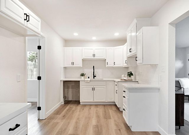 8623 E Dinuba, Selma, CA 93662