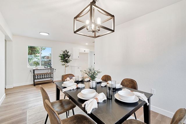 8623 E Dinuba, Selma, CA 93662