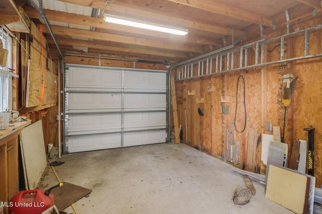 21 Cottonwood Court, D'iberville, MS 39540