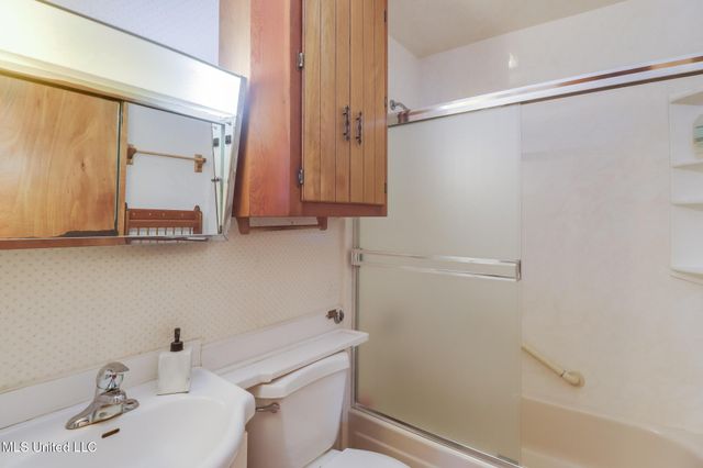 21 Cottonwood Court, D'iberville, MS 39540