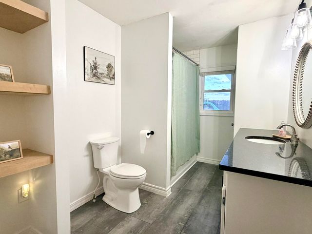 18371 Lawrence 2230, Aurora, MO 65605