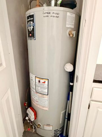 18371 Lawrence 2230, Aurora, MO 65605