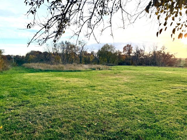 18371 Lawrence 2230, Aurora, MO 65605