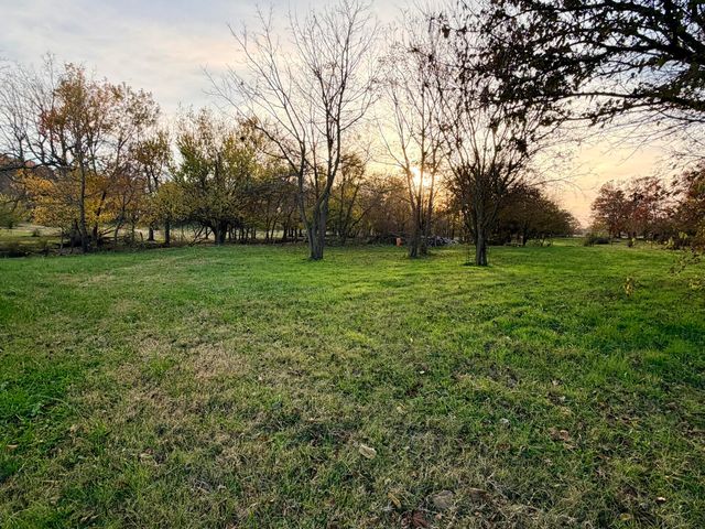 18371 Lawrence 2230, Aurora, MO 65605