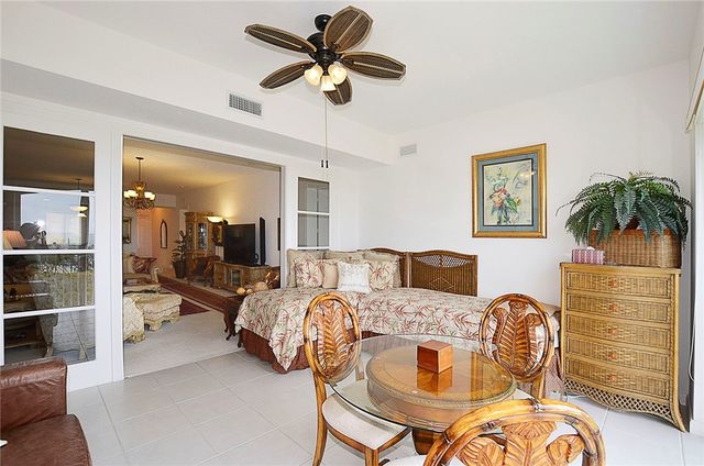 24 Harbour Isle Drive W 305, Fort Pierce, FL 34949