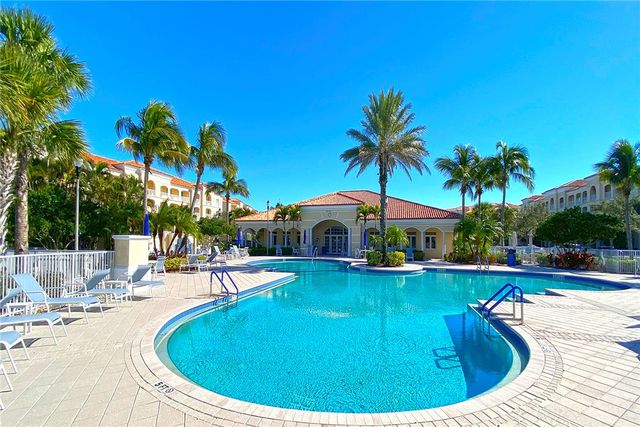 24 Harbour Isle Drive W 305, Fort Pierce, FL 34949