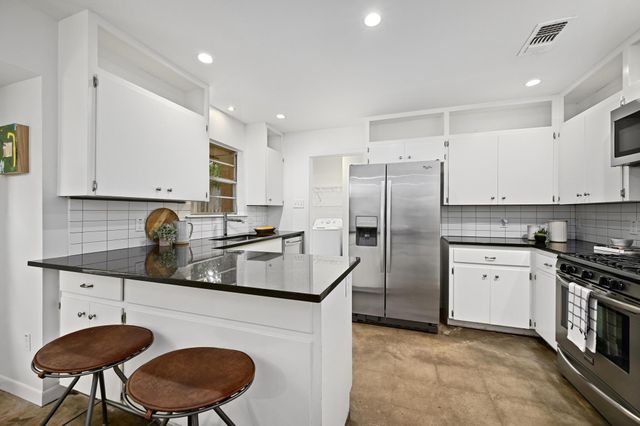 2110 Bluebonnet LN, Austin, TX 78704