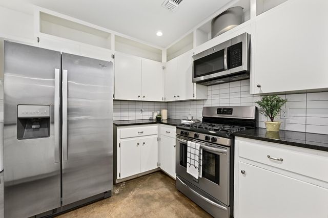 2110 Bluebonnet LN, Austin, TX 78704