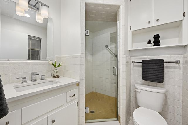 2110 Bluebonnet LN, Austin, TX 78704