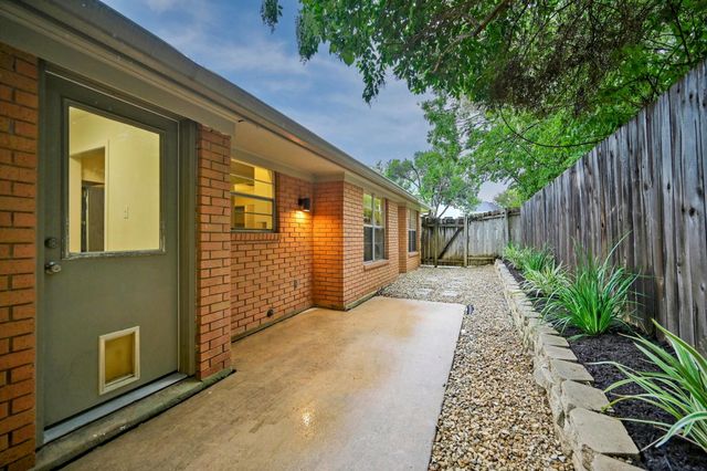 2110 Bluebonnet LN, Austin, TX 78704