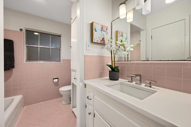 2110 Bluebonnet LN, Austin, TX 78704