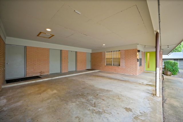 2110 Bluebonnet LN, Austin, TX 78704
