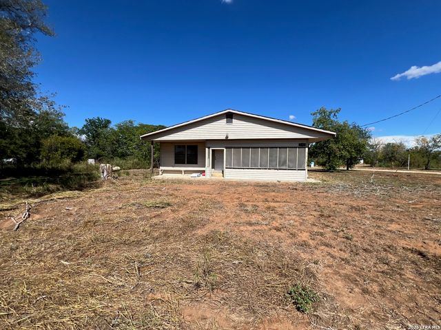 3200 N State Highway 16, Jourdanton, TX 78026