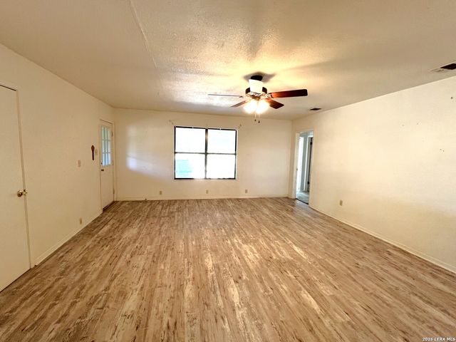 3200 N State Highway 16, Jourdanton, TX 78026