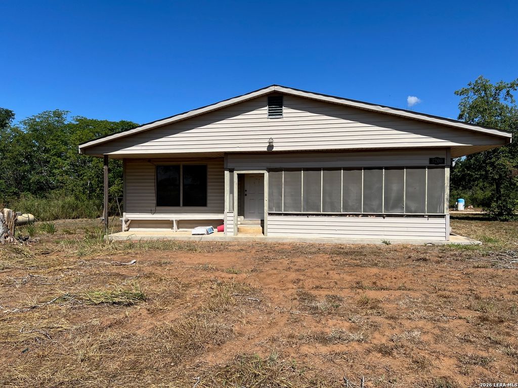 3200 N State Highway 16, Jourdanton, TX 78026