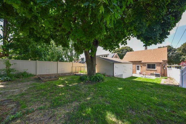 214 S 78th STREET, Milwaukee, WI 53214