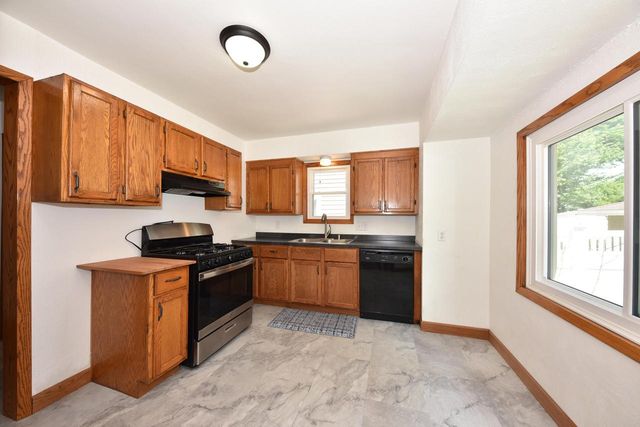 214 S 78th STREET, Milwaukee, WI 53214