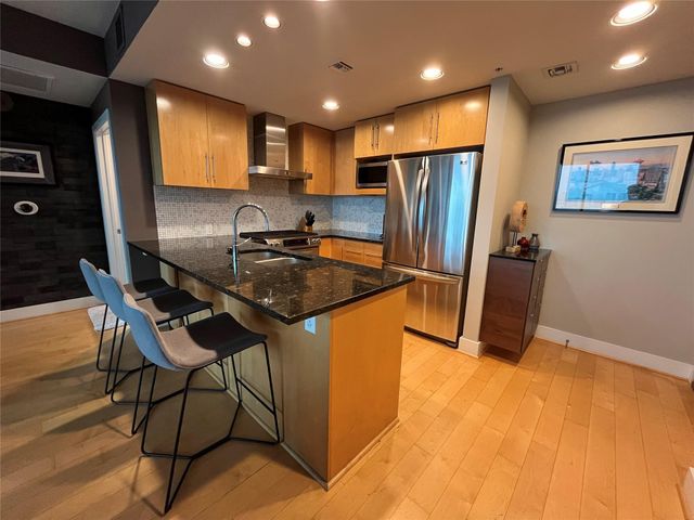 300 Bowie ST 3706, Austin, TX 78703