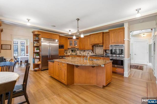 314 Winthrop Road, Teaneck, NJ 07666