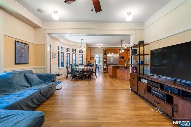314 Winthrop Road, Teaneck, NJ 07666