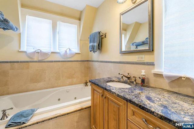 314 Winthrop Road, Teaneck, NJ 07666