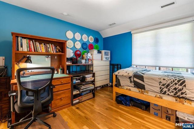 314 Winthrop Road, Teaneck, NJ 07666