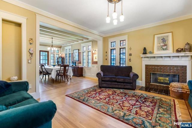 314 Winthrop Road, Teaneck, NJ 07666