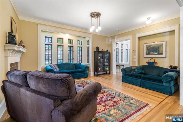 314 Winthrop Road, Teaneck, NJ 07666