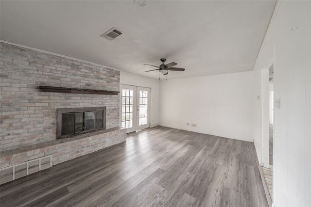 306 Country Club Drive, Joshua, TX 76058